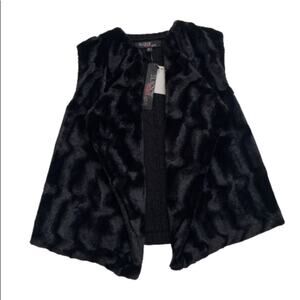 Sugar Rush Vest Girls Youth Black Plush Faux Fur Cable Knit Vest Size XL NEW
